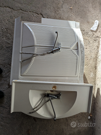 Niesmann+ Bischoff rubinetteria,lavabo,mobile