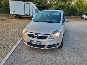 OPEL Zafira - 2008