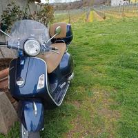 Vespa 300