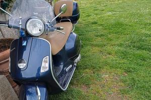 Vespa 300