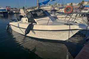 BARCA NAUTIS 6 METRI SEMICABINATO