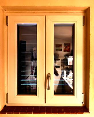 Infisso shuko in pvc bianco
