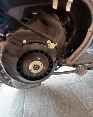 Blocco motore vespa 135