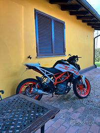 ktm duke 390