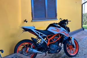 ktm duke 390