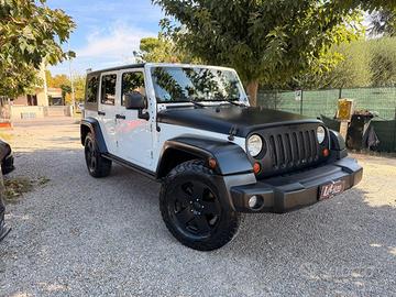 JEEP - Wrangler - Unlimited 2.8 CRD DPF Sahara
