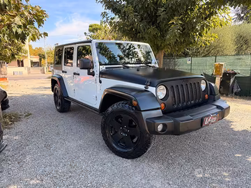 JEEP - Wrangler - Unlimited 2.8 CRD DPF Sahara