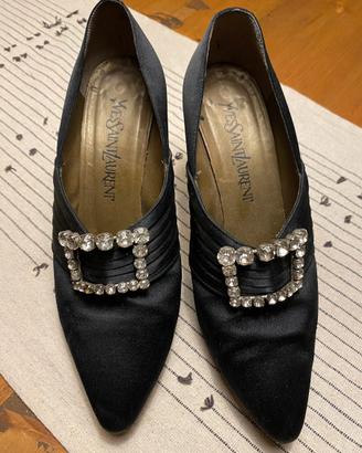 Scarpa decolletè, Yves Saint Laurent