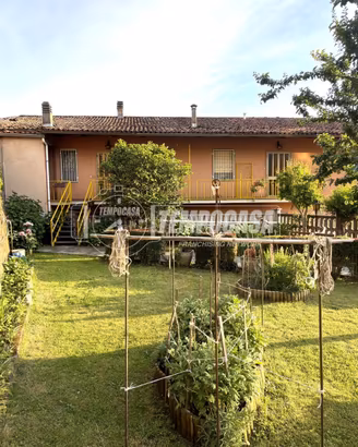 Appartamento a Cuceglio 4 locali