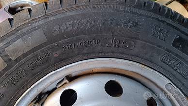 4 Gomme camper Michelin con cerchi