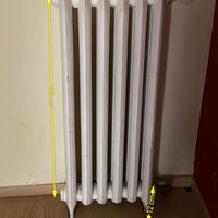 Calorifici - termosifoni - radiatori con piedini