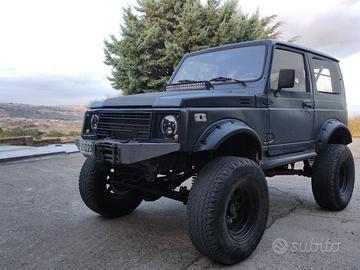 Suzuki samurai sj413