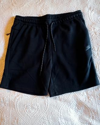 Pantaloncino Nike Tech 