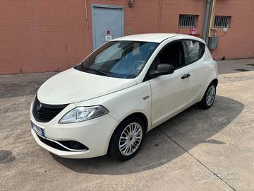 Lancia Ypsilon 1.2 69 CV 5 porte GPL Ecochic Silve