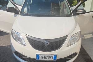 Lancia Ypsilon 1.2 69 CV 5 porte GPL Ecochic Gold