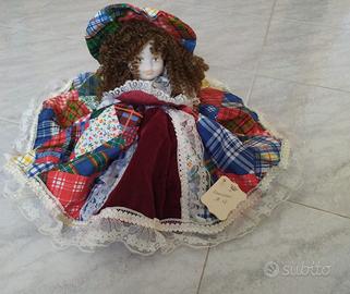 Bambola di porcellana di Capodimonte