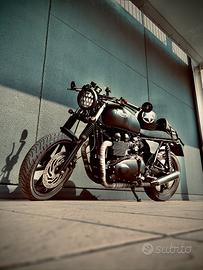 Triumph Bonneville 865 custom