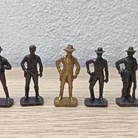 Lotto  5 Soldatini Kinder Cowboy Ferrero anni 70