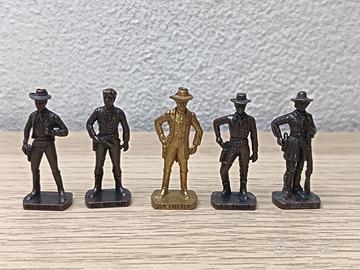 Lotto  5 Soldatini Kinder Cowboy Ferrero anni 70