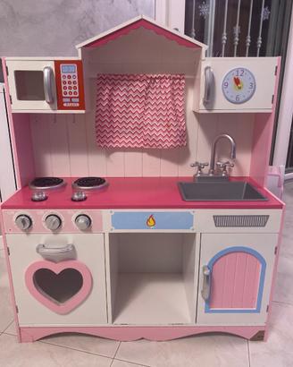 Cucina giocattolo