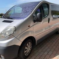 Opel Vivaro 9 posti