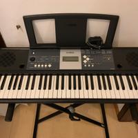 Pianola Yamaha YPT-230