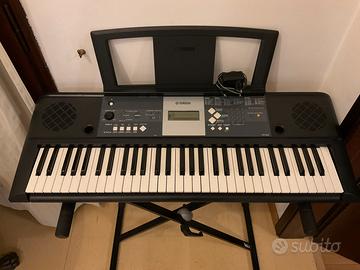 Pianola Yamaha YPT-230