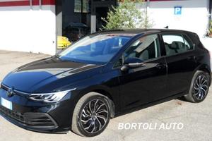 VOLKSWAGEN Golf 1.0 eTSI 14.000 KM EVO DSG LIFE