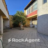 IMMOBILE CON DUE APPARTAMENTI, ALTRI VANI, SPAZI S