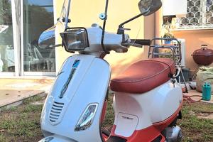 Vespa S 150 i.e. College