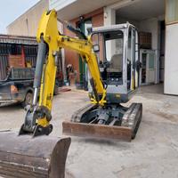 Escavatore wacker neuson 26