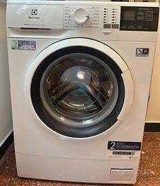 Lavatrice Electrolux PerfectCare 600 - 7kg - Slim