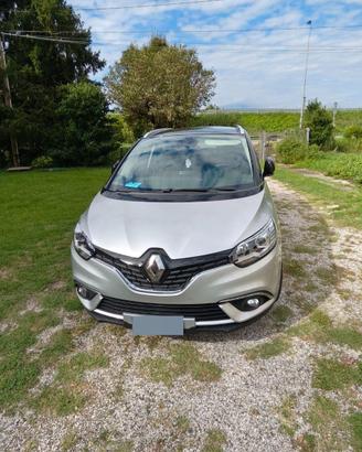 Renault Grand Scénic 1.5 dCi 110 CV EDC "Zen" – 7