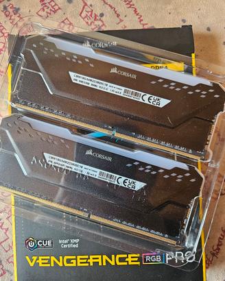 CORSAIR VENGEANCE RGB 2 x 8 GB DDR4