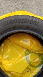 Treno pneumatici Bridgestone 195/55R16