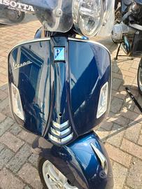 VESPA GTS 300