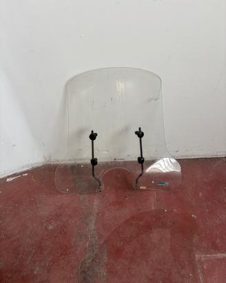 Parabrezza per vespa