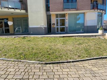 Locale commerciale - isernia