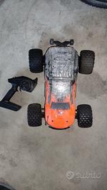 Macchina RC con accessori 