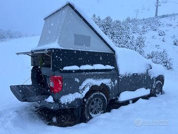 Hardtop/cellula pop-up artigianale Ford Ranger