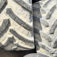 Coppia pneumatici usati 540 65 38 Michelin