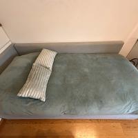 Letto singolo e secodno materasso