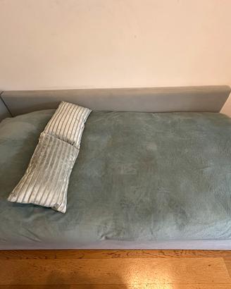 Letto singolo e secodno materasso