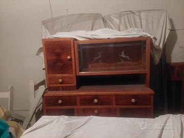 Credenza con vetrina legno anni 50