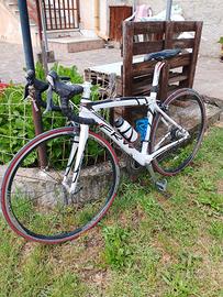 Bicicletta in carbonio Frw