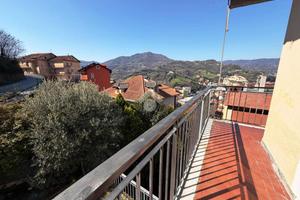 4 LOCALI A SERRA RICCÒ