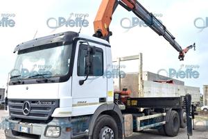 Mercedes Benz ACTROS 2544 CON GRU PALFINGER PK 200