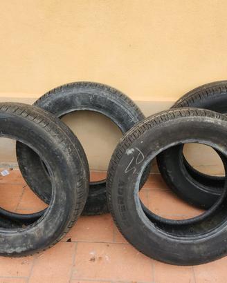 4 pneumatici usati