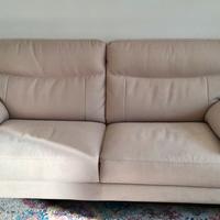 Divano 3 posti + pouf