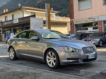 Jaguar XF 2.7D V6 Premium Luxury